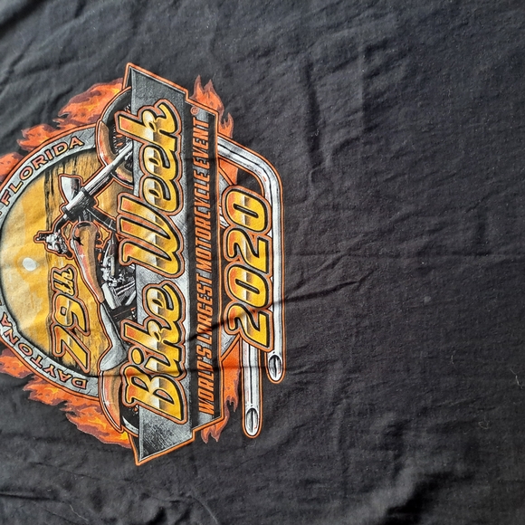 Gildan Black Tee with Vibrant Logo - Picture 3 of 5